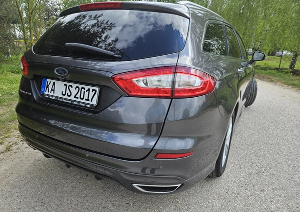 Ford Mondeo cena 56900 przebieg: 240000, rok produkcji 2015 z Sulejówek małe 781